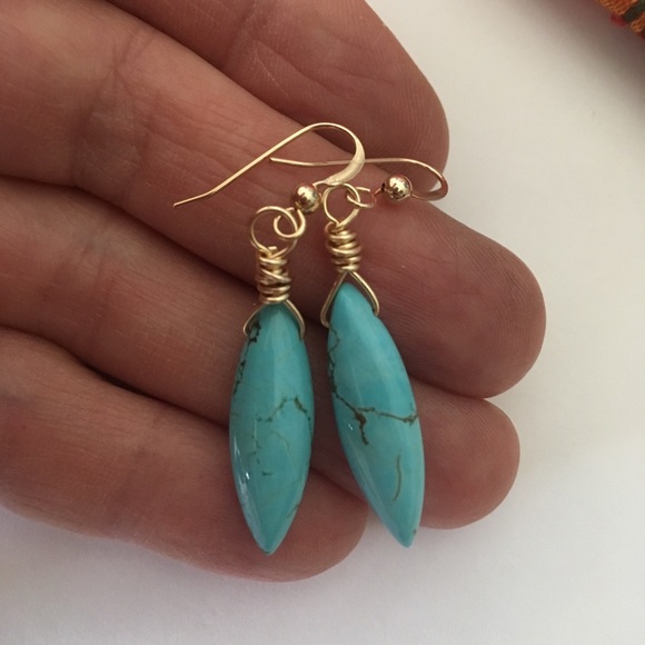 ✨Gemstone Wirewrapped Earrings - Picture 2 of 3